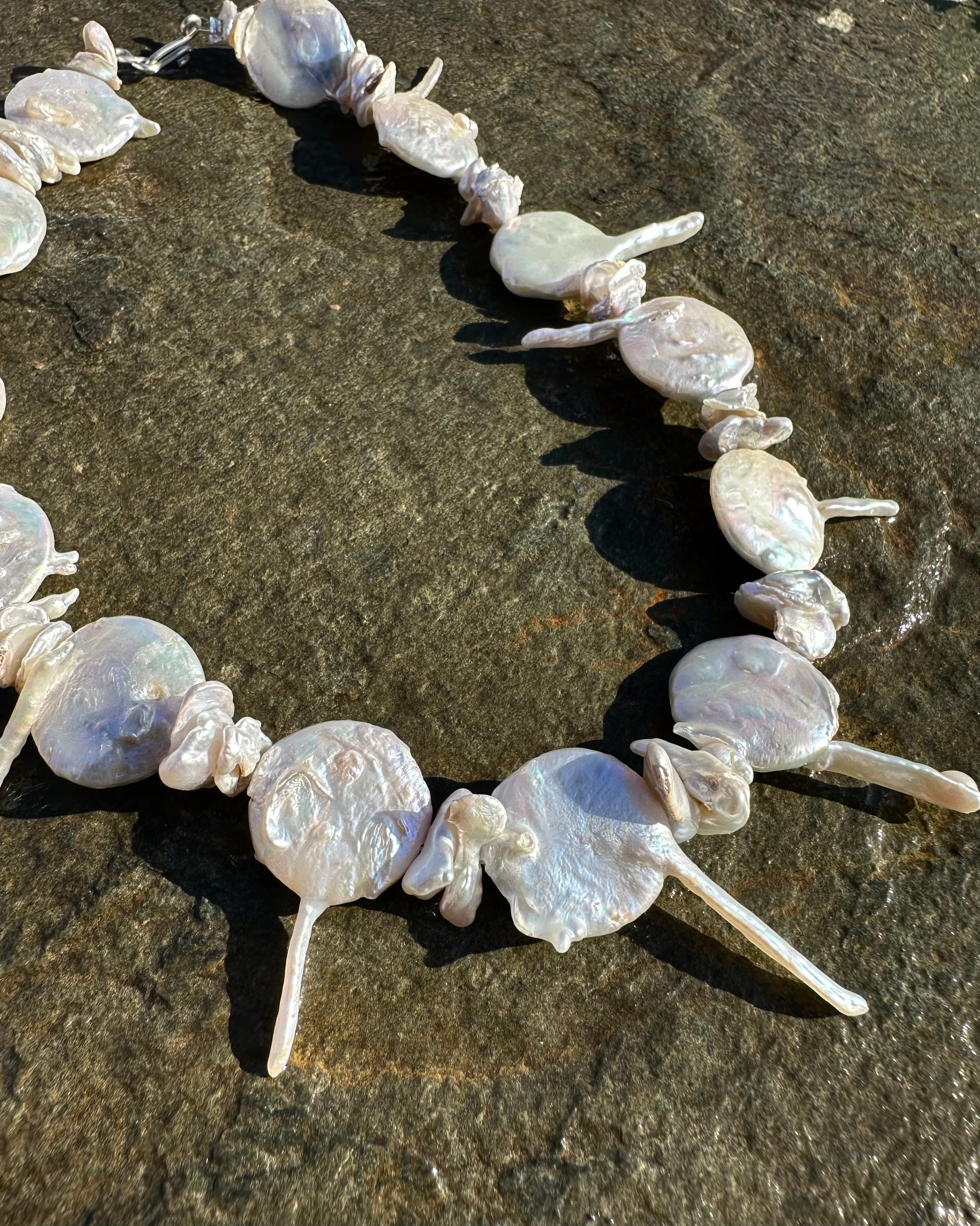 LINEA NECKLACE