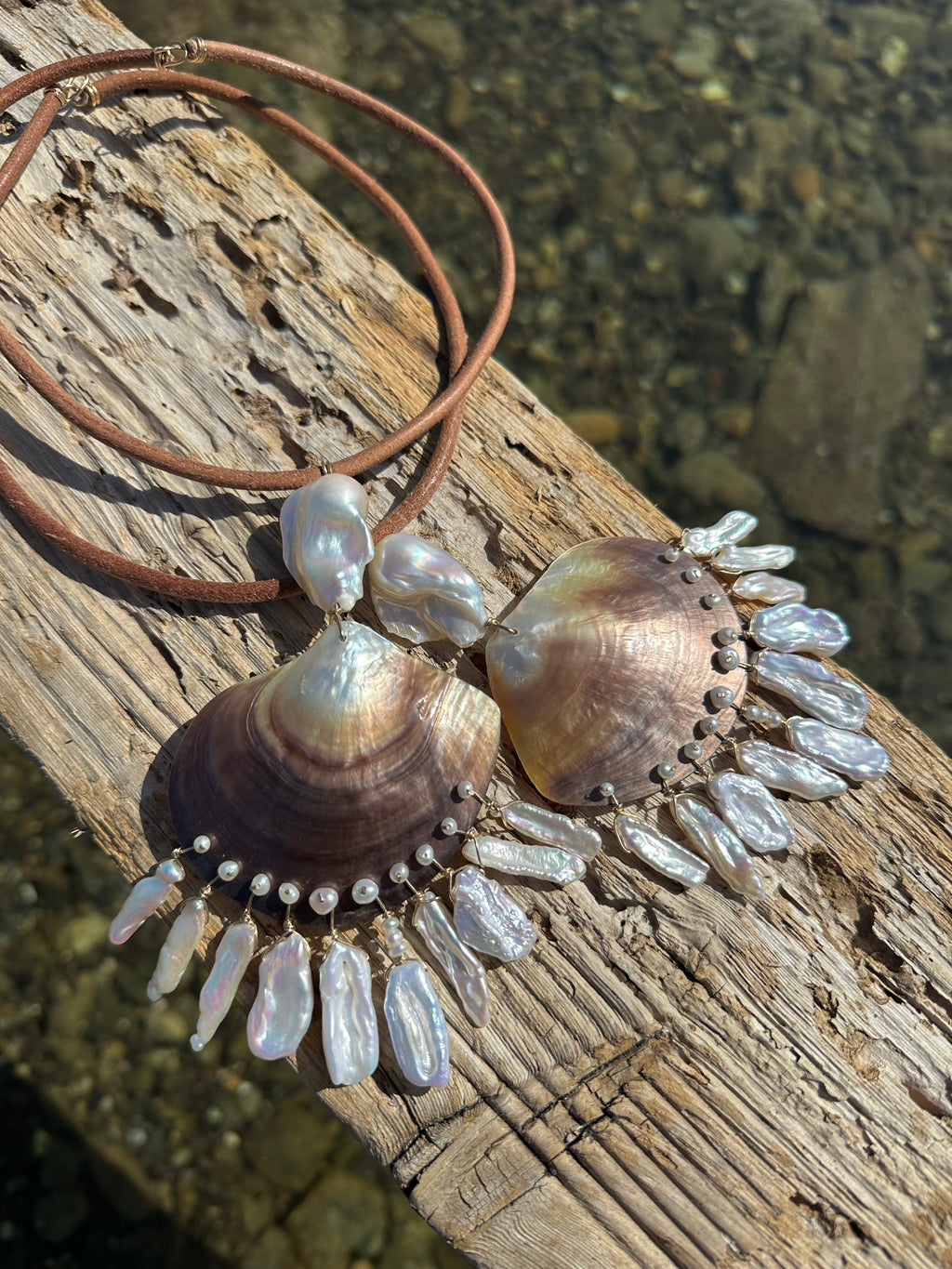 COGNAC NECKLACE
