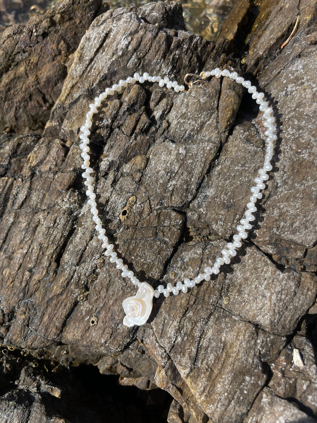 EVY NECKLACE