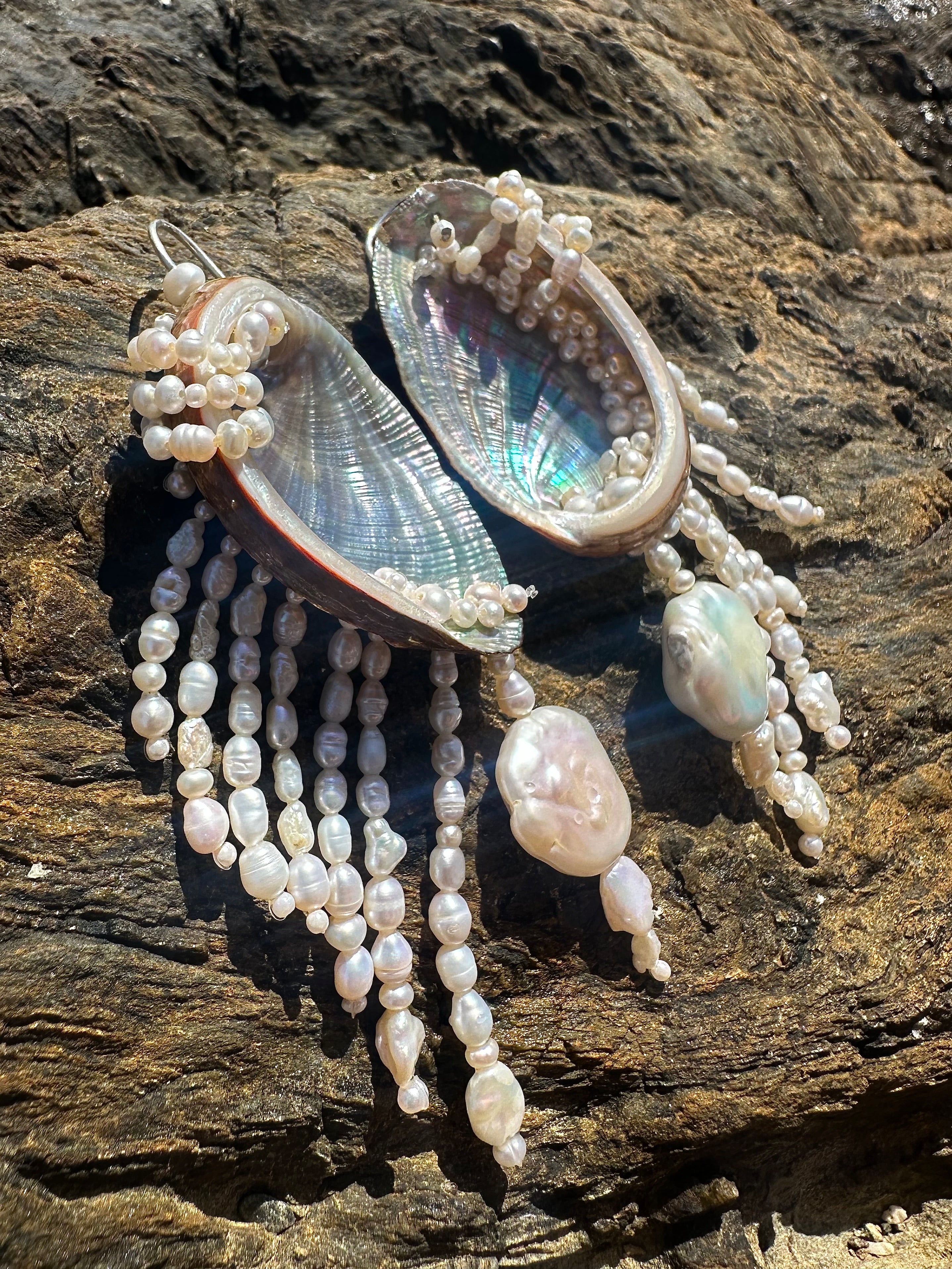 ABALUNA CASTANIA EARRINGS