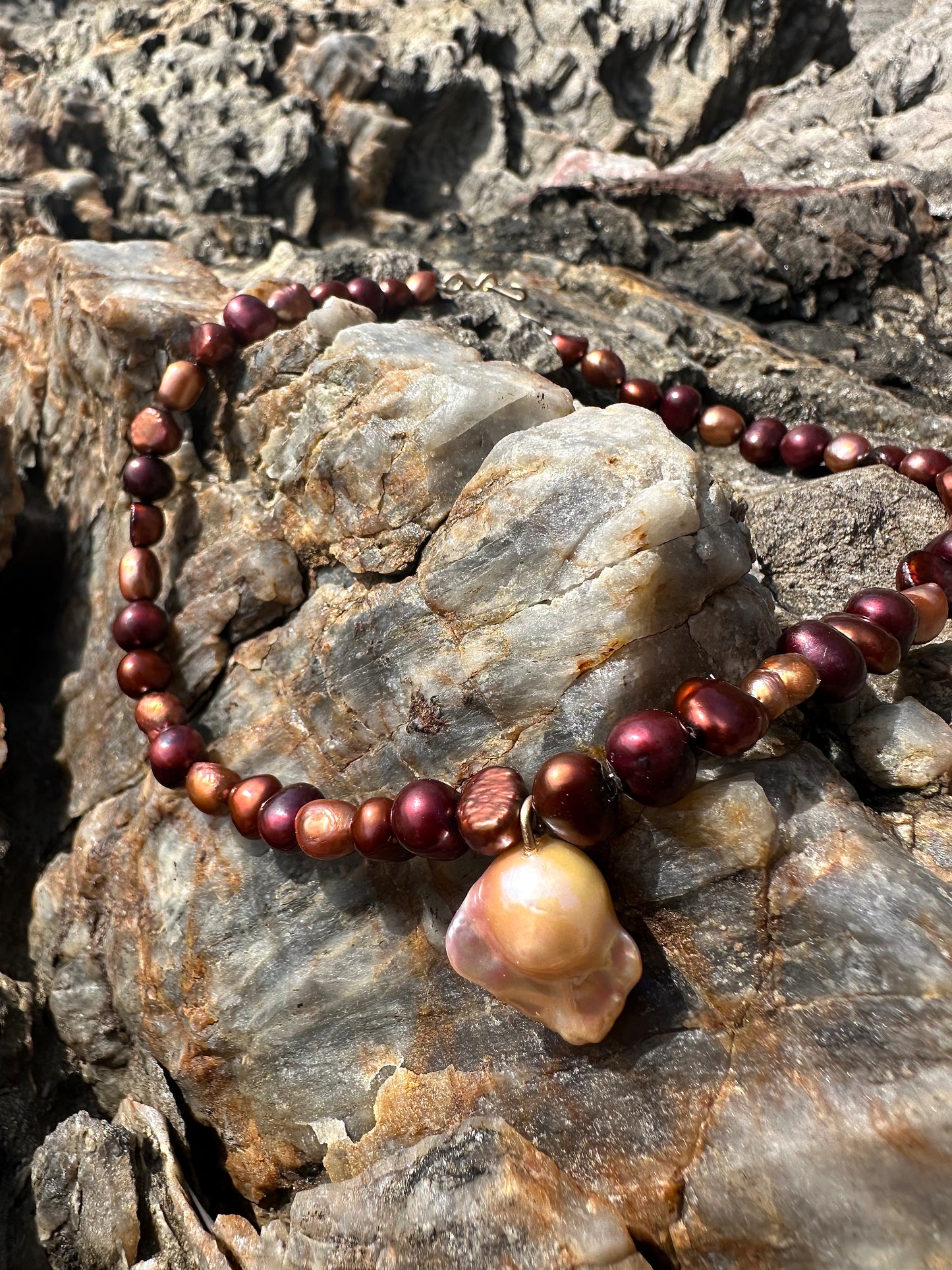 GABY NECKLACE