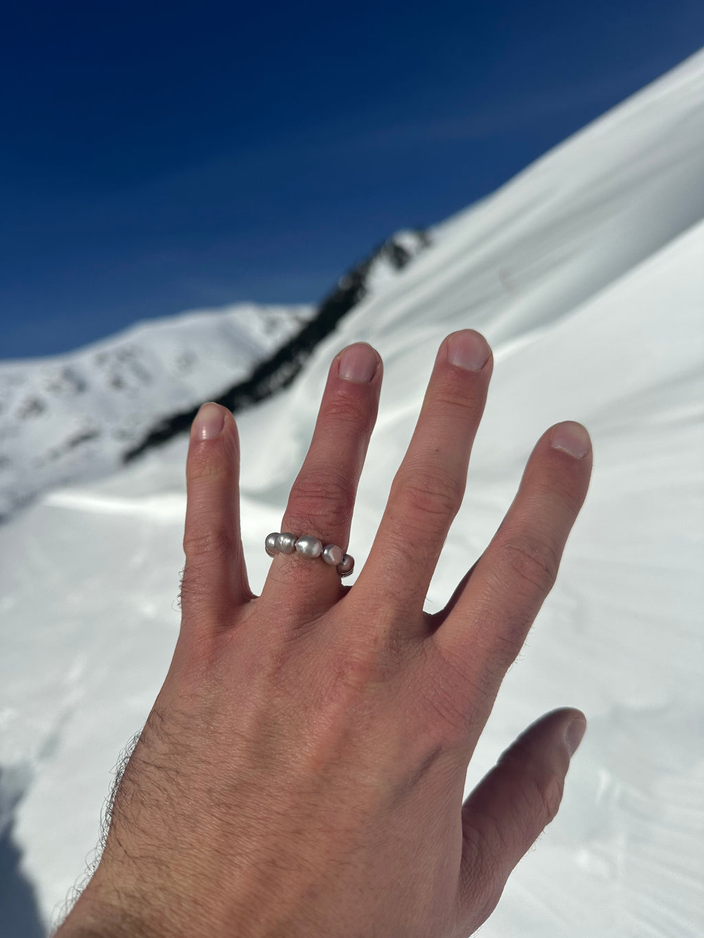 GREY RING