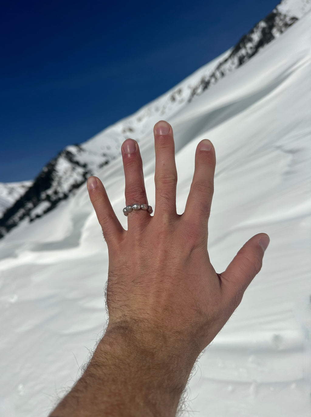 GREY RING