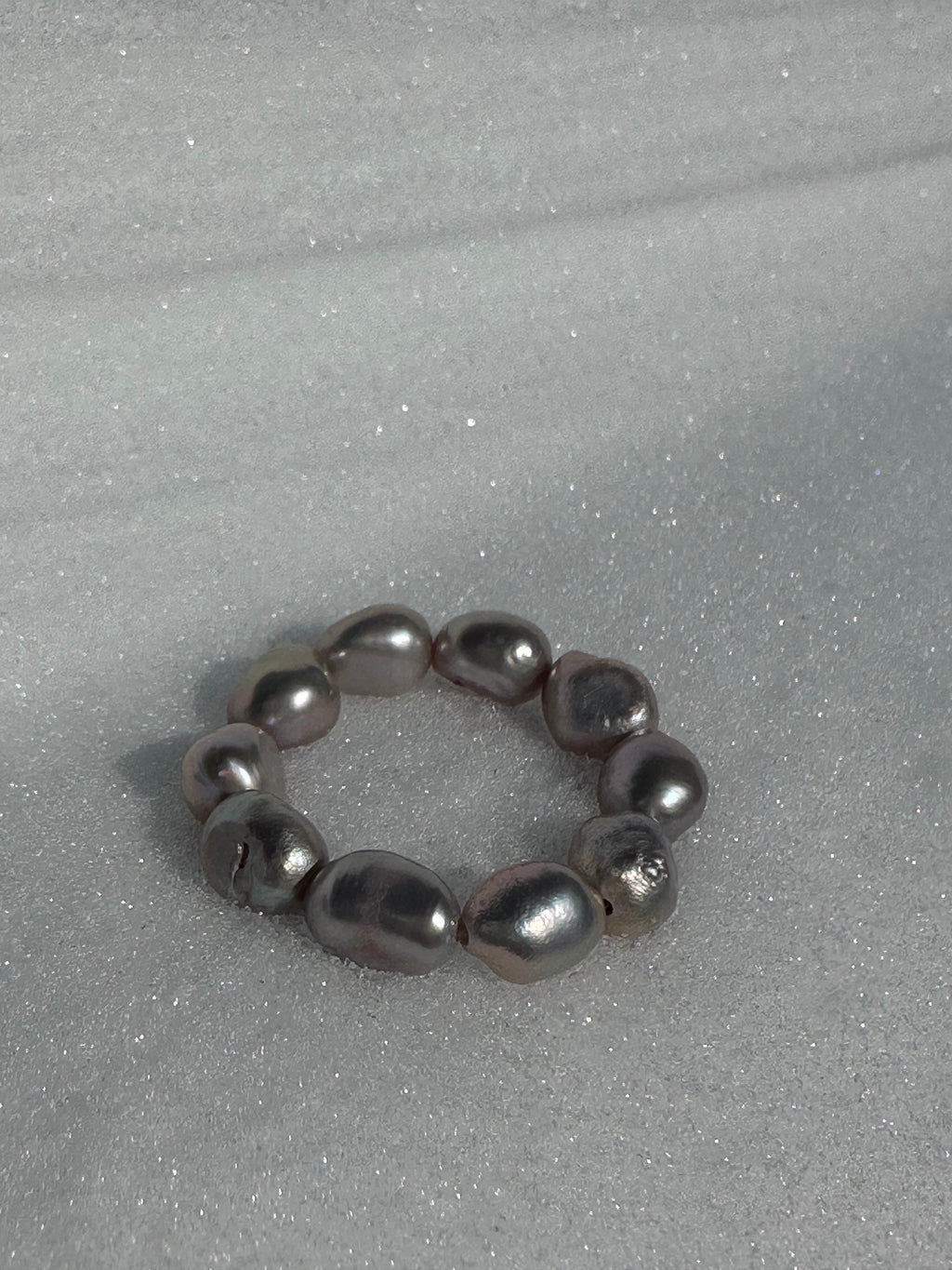 GREY RING