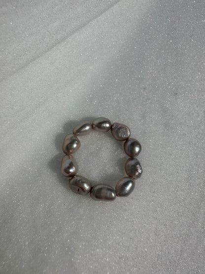 GREY RING