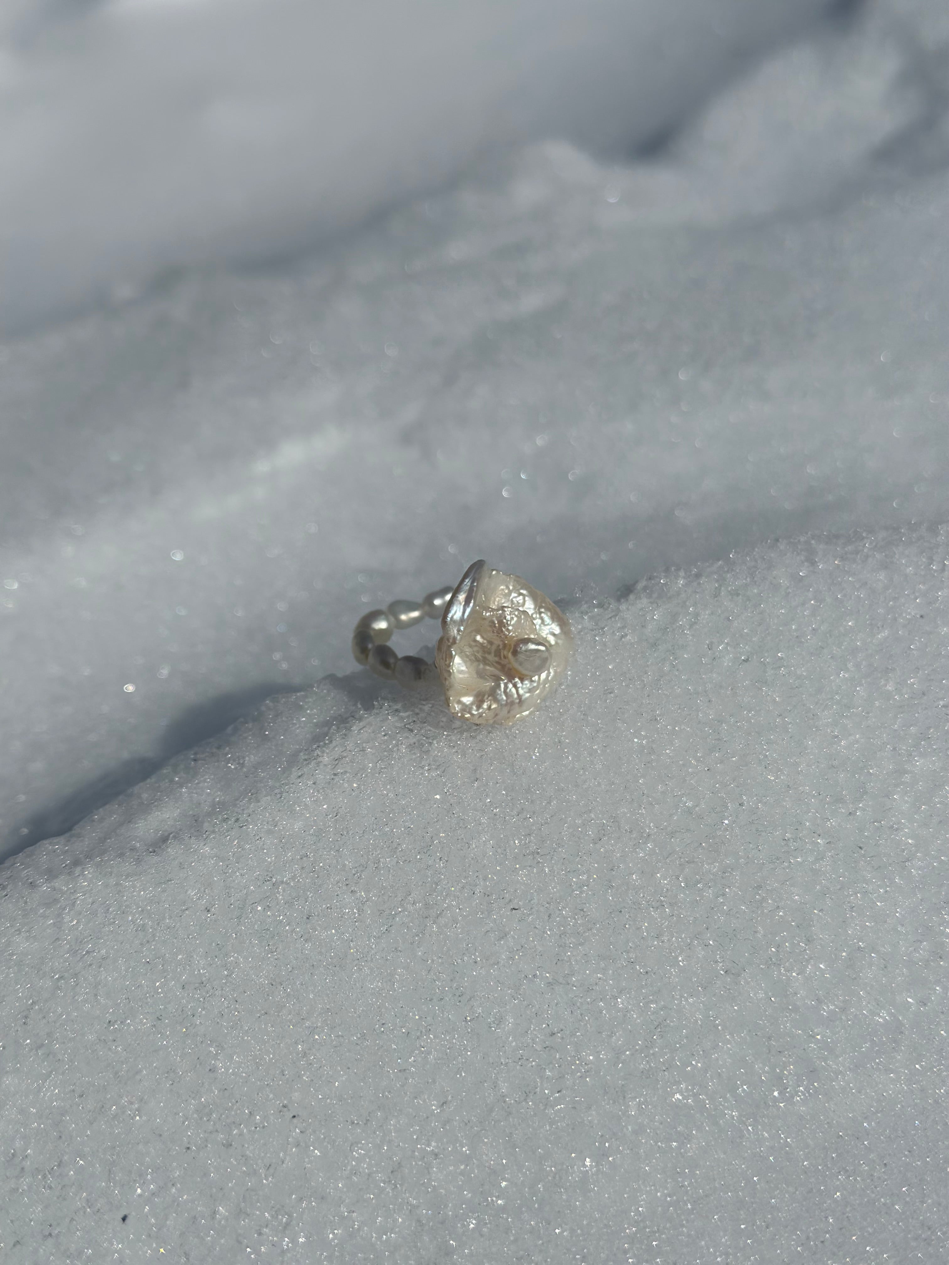 BEGONY RING