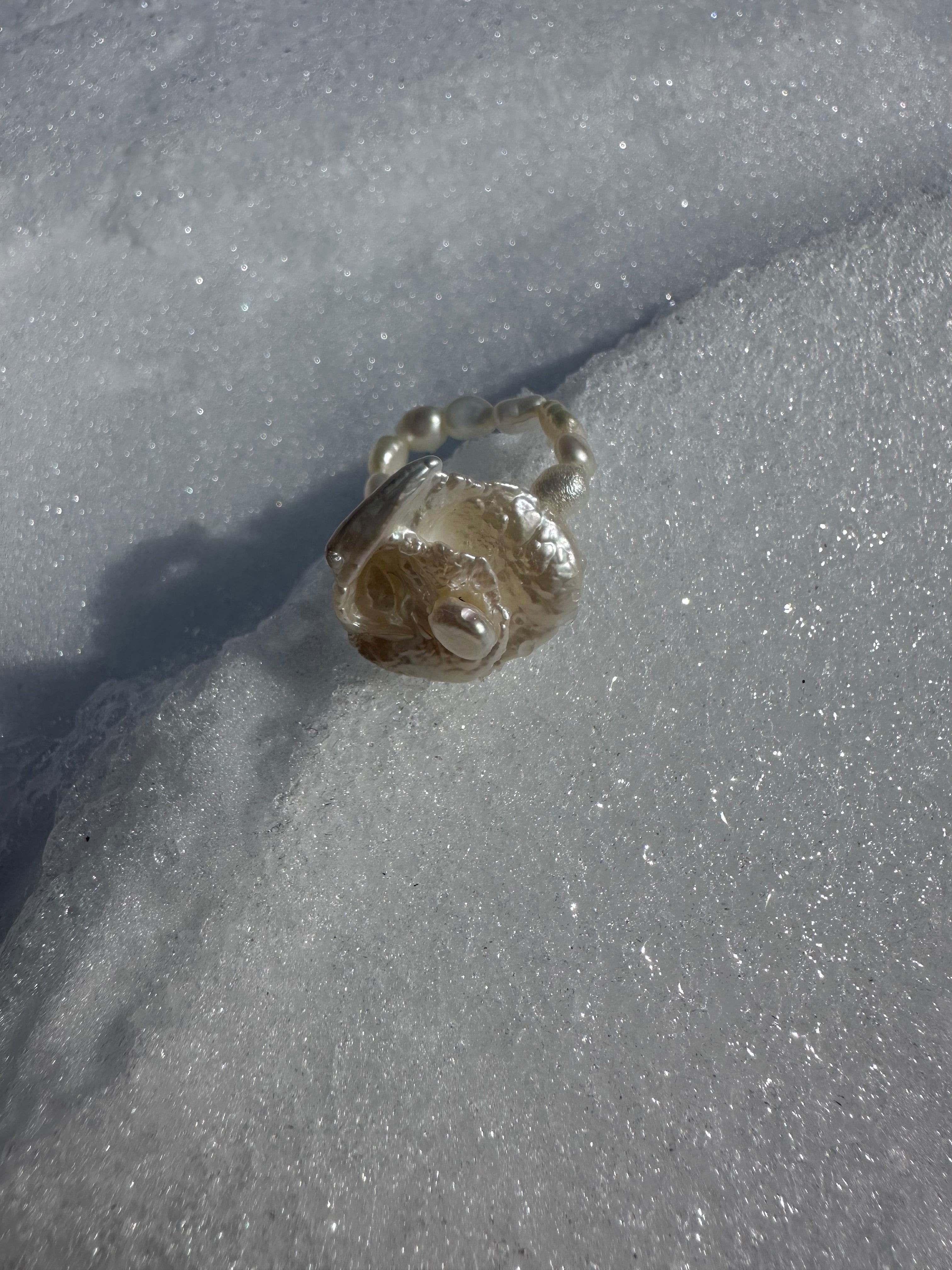 BEGONY RING