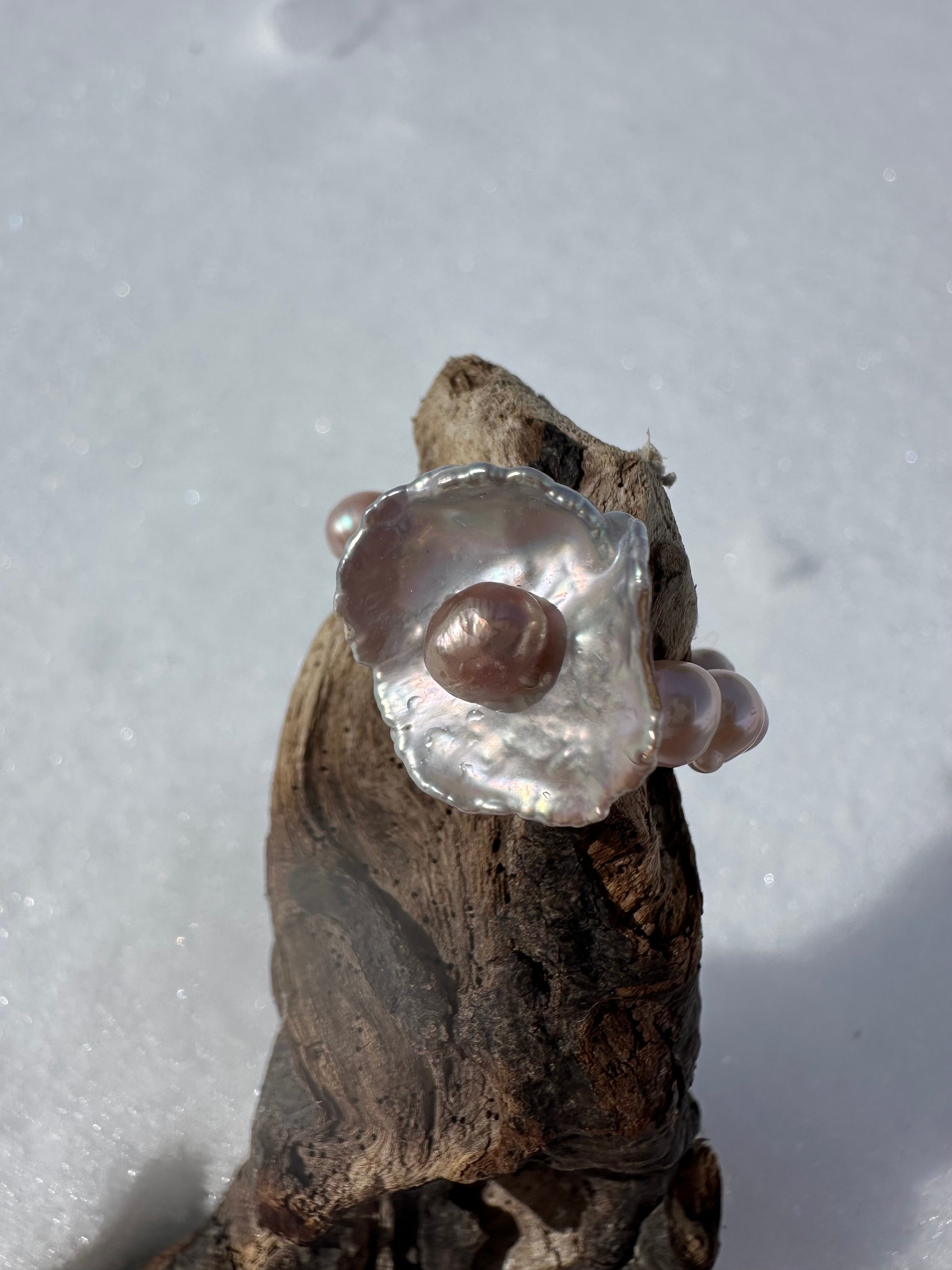 IRIS RING