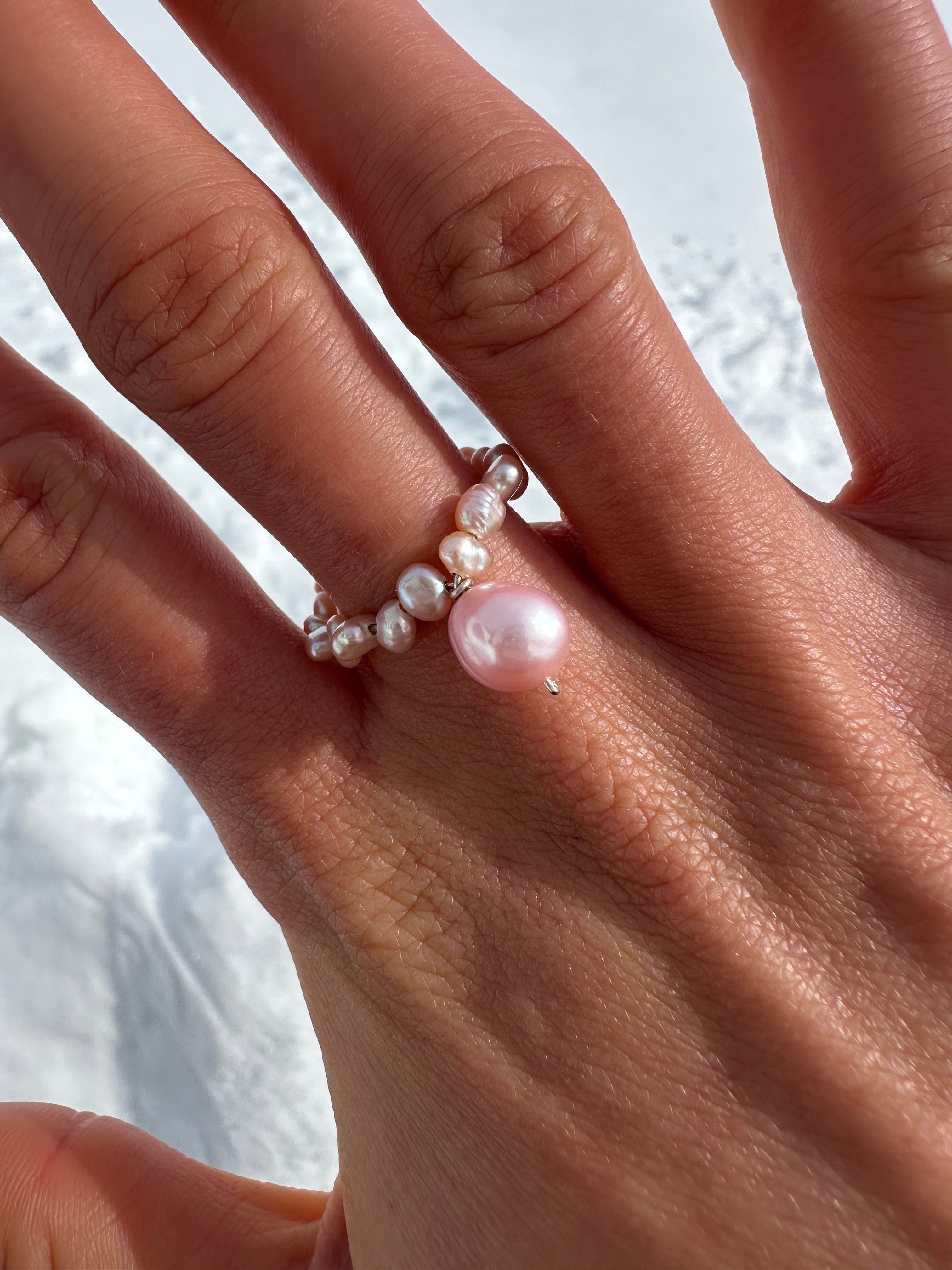 BLUSH RING