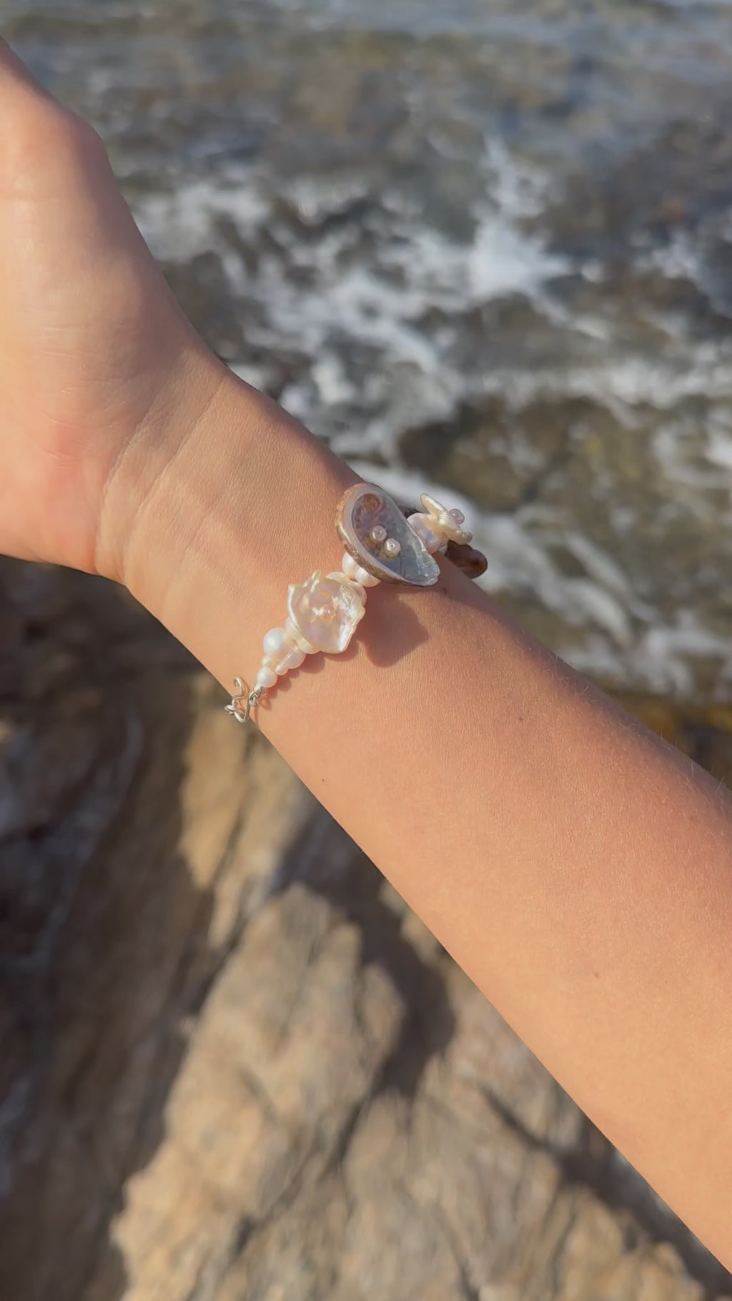 LOVA BRACELET